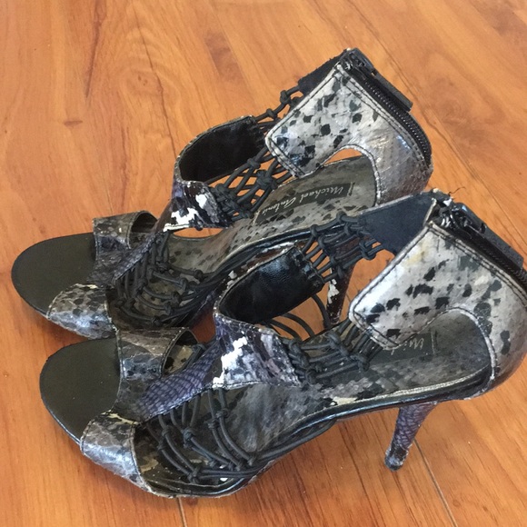 High heels - Picture 2 of 2